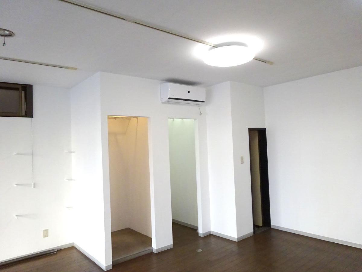 平和ビル101室内エアコン付き