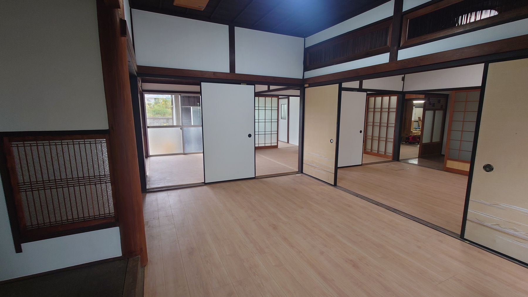 防府市伊佐江 車庫